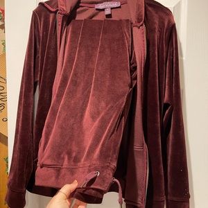 Velvety sweatsuit